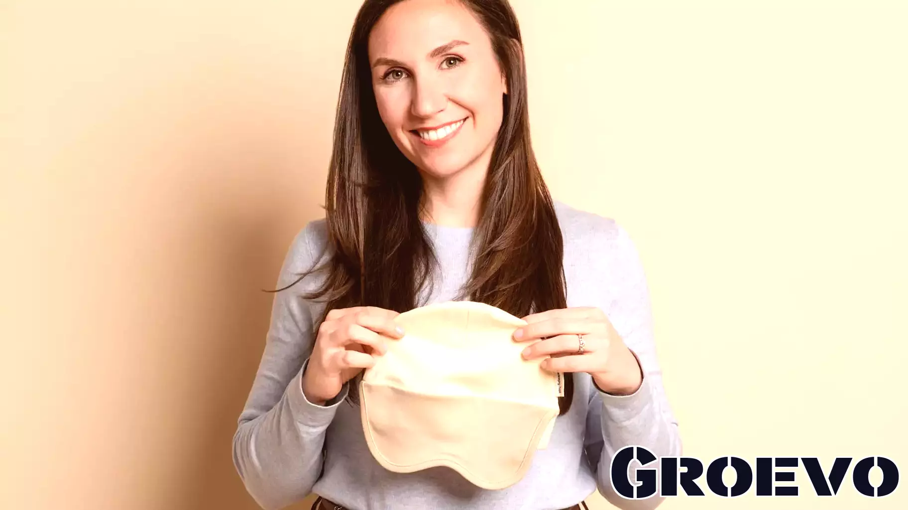 34-year-old spent $16K to start a side hustle, built it 20 minutes at a time—now her business brings in up to $90K a month