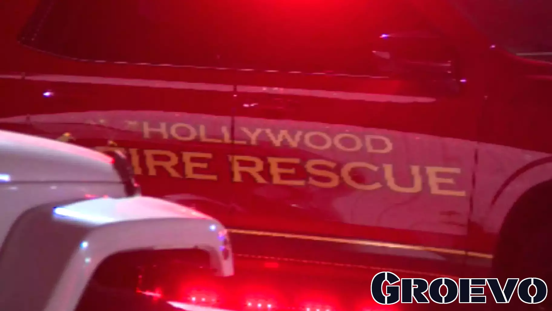 Hollywood fire crews extinguish business structure fire