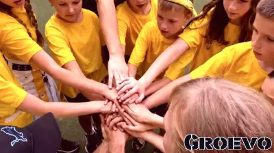 Business, sport and a cause: WhiteBIT Australia hosts the Huddle Up in Melbourne