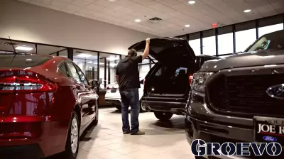 Flagship Credit Acceptance Sells Operations Amid Industry Concerns