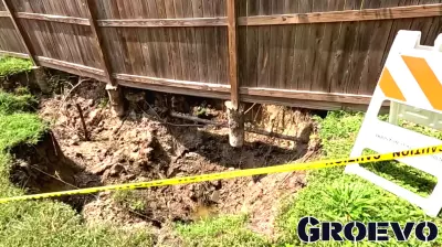 Growing sinkhole in Houston's Third Ward raising safety concerns for business owner, neighbor