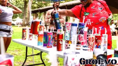 Ottawa Park Celebrates Small Business Saturday